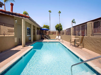 Howard Johnson By Wyndham National City/san Diego South Hotel 2*