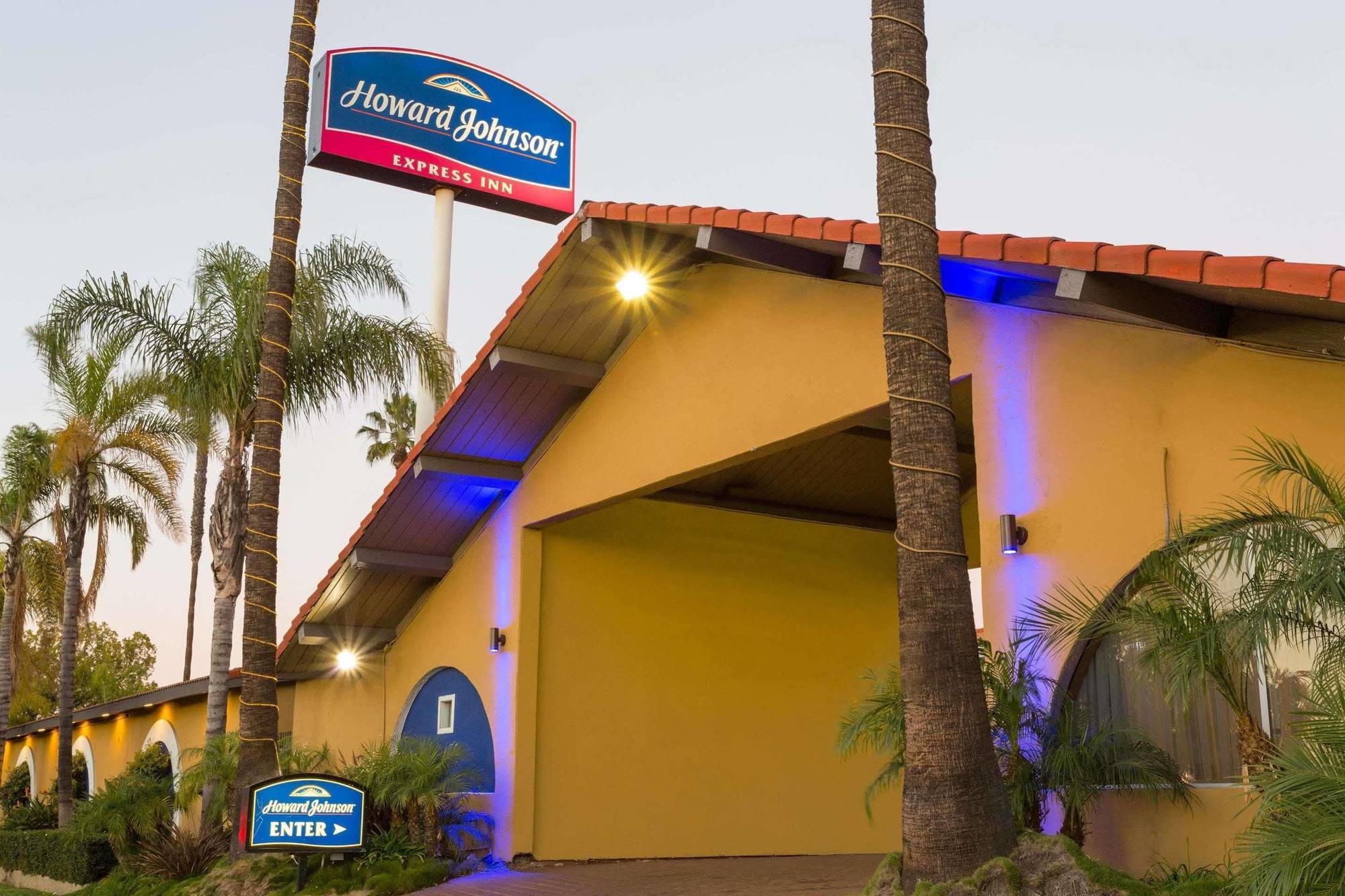 Hotel Howard Johnson By Wyndham National City/san Diego South 2*