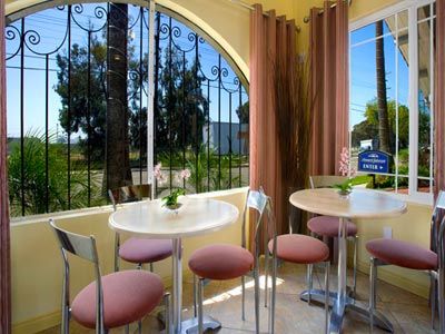 Howard Johnson By Wyndham National City/san Diego South 2*